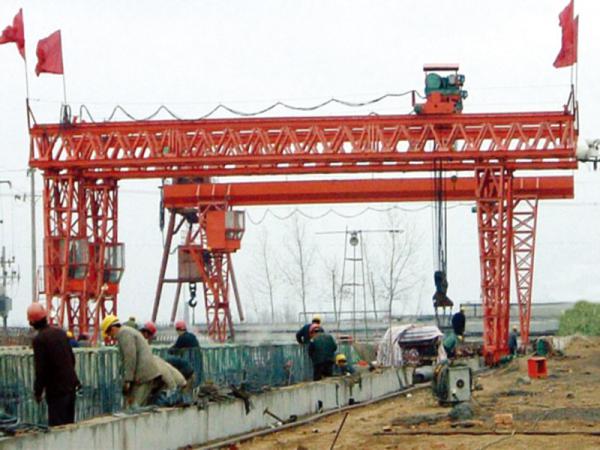 MDG型单主梁吊钩门式起重机